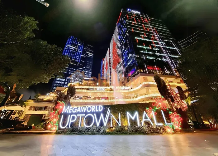 Holiday home Cozy In Bgc Near Uptown Mall #oursw11d1 *