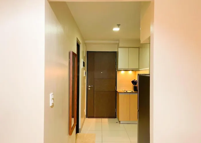 Holiday home Cozy In Bgc Near Uptown Mall #oursw11d1 *