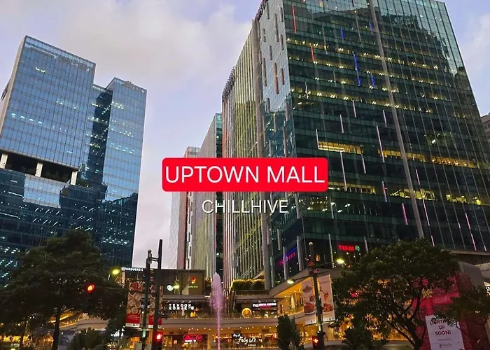 Cozy In Bgc Near Uptown Mall #oursw11d1 Manila
